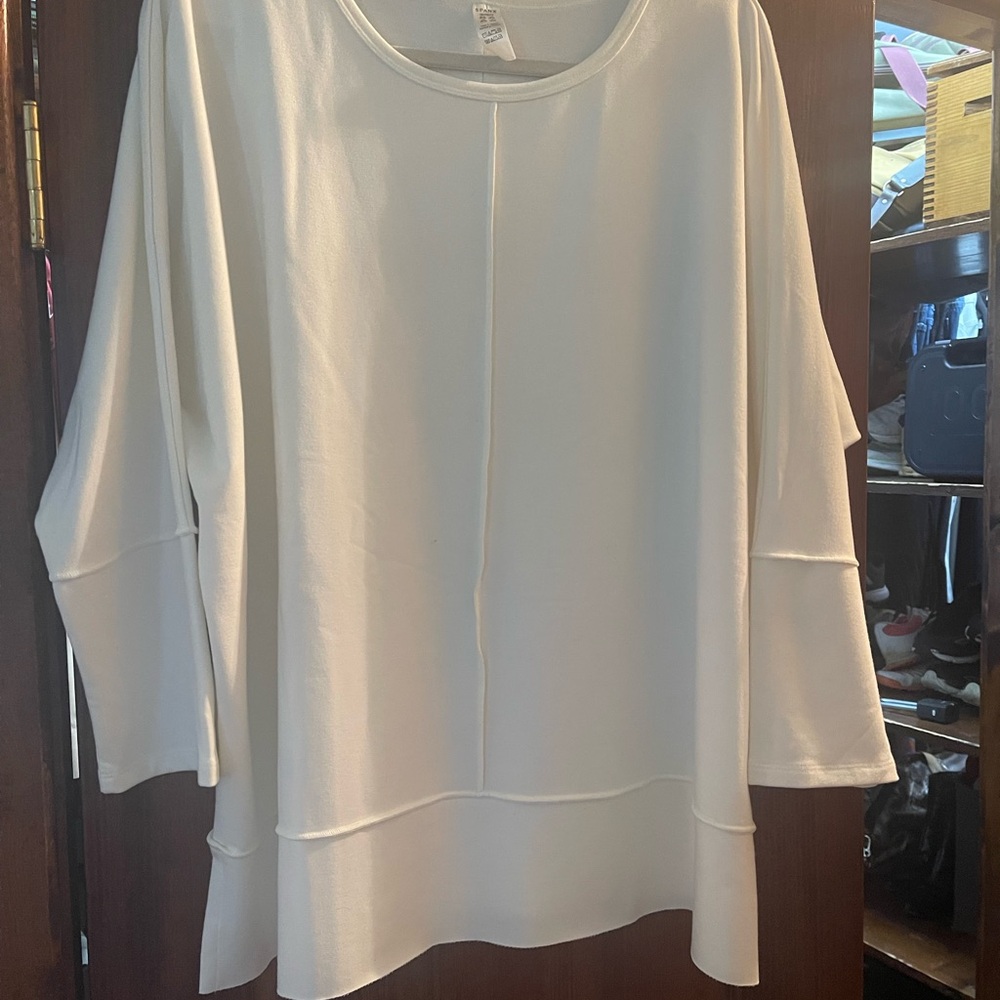 SPANX White 3/4 Sleeve Relaxed Tunic